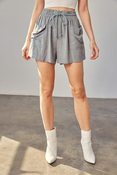 SHIRRED WIDE WAISTBAND SHORTS