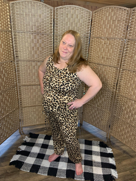 LEOPARD PRINT SLEEVELESS JOGGER JUMPSUIT WITH POCKETS