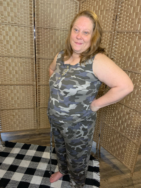 CAMOUFLAGE SLEEVELESS JOGGER JUMPSUIT WITH POCKETS