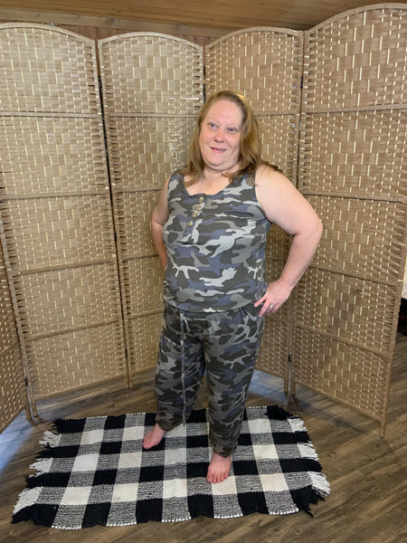 CAMOUFLAGE SLEEVELESS JOGGER JUMPSUIT WITH POCKETS