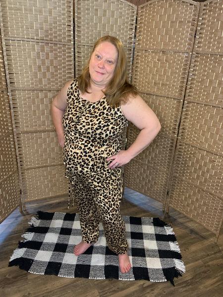 LEOPARD PRINT SLEEVELESS JOGGER JUMPSUIT WITH POCKETS